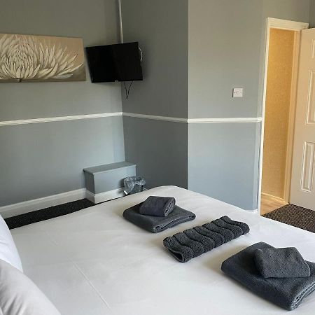 Regency House Hotel Loughborough Bagian luar foto