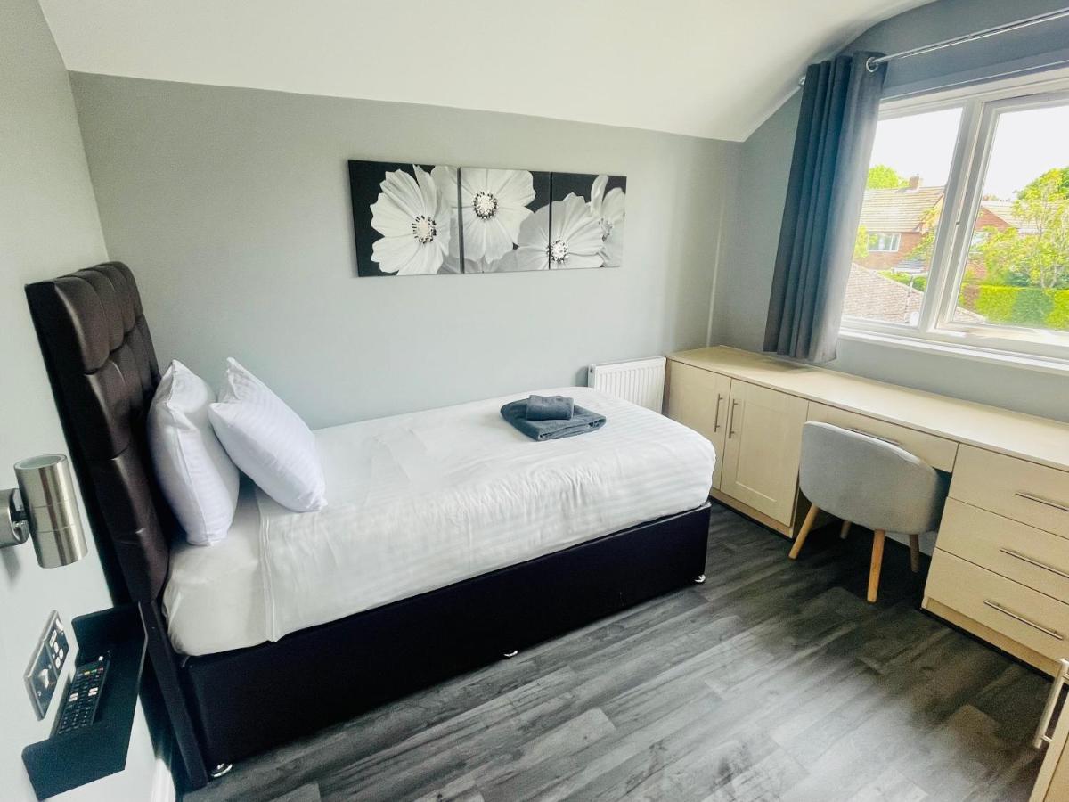 Regency House Hotel Loughborough Bagian luar foto